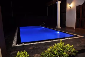 51 Bungalow - Image 3