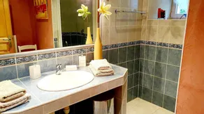 2 Gîtes 1 chambre, près de Cahors, piscine, wifi - Image 2