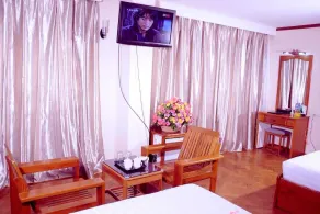 Royal Power Hotel - Image 2