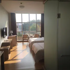 Yucheng Resort - Image 5
