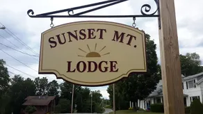 Sunset Mountain Lodge - Image 4