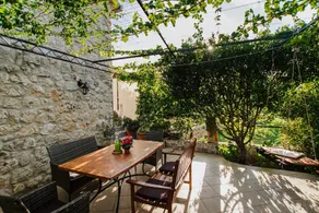 House Jakov - Image 3