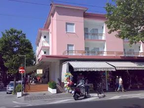 Hotel Piccari - Image 4