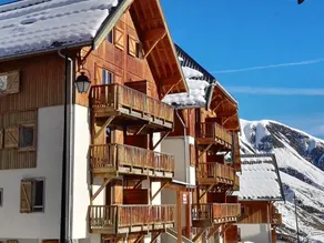 Apartment in les Sybelles with 310 km slopes - Image 4