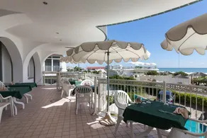 Hotel Negresco - Image 4