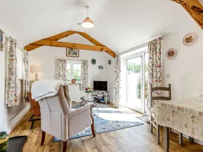 Mayberry Cottage - Image 2