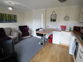 Ardwyn Apartment by Cardiff Holiday Homes - Image 3