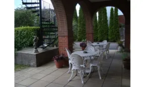 Firs Hotel - Image 4