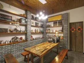 Bi Xing Ju Hotel - Image 3