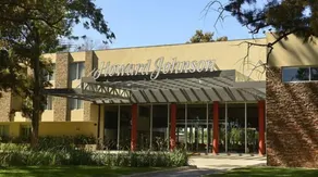 Howard Johnson Resort Spa and Convention Center Lujan - Image 4