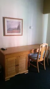 Totem Lake Hotel - Image 3