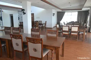 Vista Real Hotel - Image 3