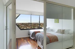Panoramic Views Across The Bay - Image 5