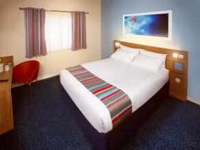 Travelodge Crawley - Image 4