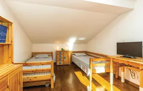 Amazing Home in Bribir With Wifi and 4 Bedrooms - Image 2