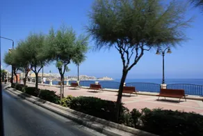 Cozy 1 BR Apartment in St Julians, Best Location - Image 3