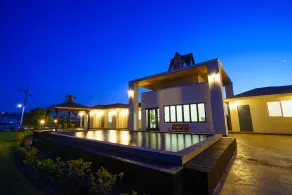 Monteview Stay - Image 3