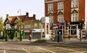 Hanwell-Ealing TravelStop - Image 3