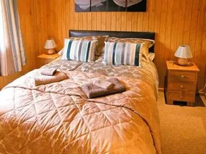 Lake View Lodge - Image 2