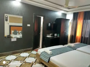 Hotel Rajkamal - Image 2
