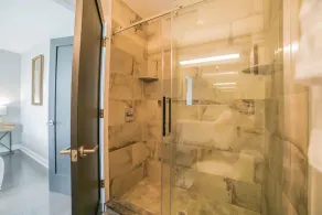 755, Unit D · 2 Bedroom Home in Fairmont w/ Roofdeck and Balcony - Image 3
