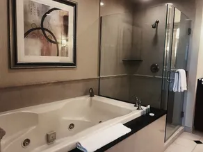 Signature Condos By Christopher Realty - Image 4