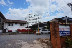 The Riverfront Place - Image 4