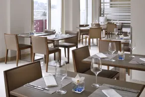 Protea Hotel by Marriott Constantine - Image 4