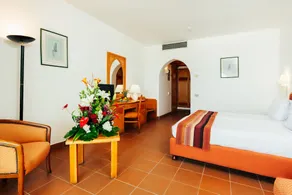 Domina Oasis Hotel & Resort - Image 5