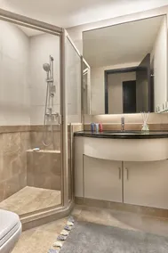 Orchard Scotts Residences - Image 3