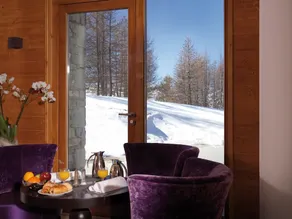 Luxury Apartment With a Dishwasher at L'alpe D'huez - Image 3
