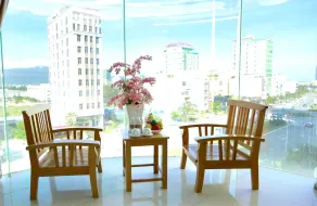 Avalon Hotel Danang - Image 3