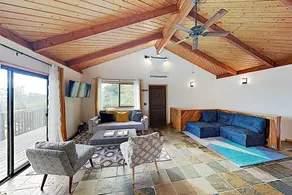New Listing! Malibu W/ Incredible Views 3 Bedroom Home - Image 2
