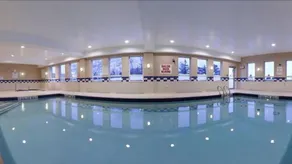 HOLIDAY INN EXPRESS HOTEL & SUITES - Image 3