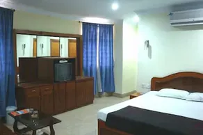 Hotel East Palace - Image 4