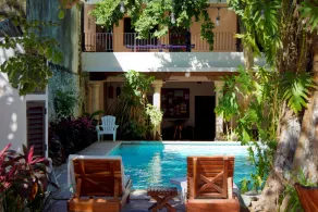 Siesta Fiesta Hotel & Hostel - Image 2