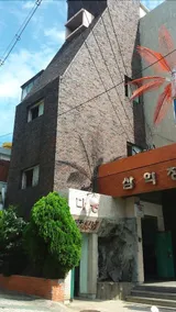 Sam Ik Jang Motel - Image 4
