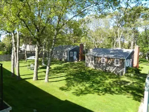 Colonial Village Motel & Cottages - Image 4