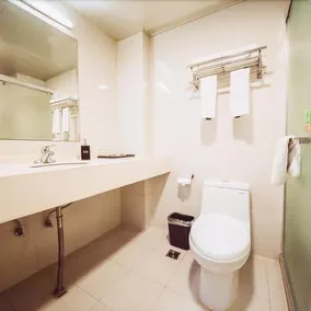 Hundred Chain Business Hotel - Image 3
