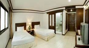 Rattana Mansion - Image 4