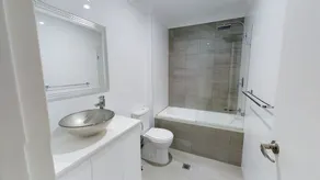 MyHoYoHo Apartments Allen St - Image 3