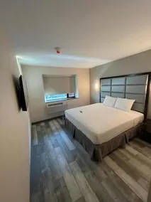 Vybe Hotel - Image 5