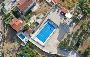 Beautiful Home in Split With Wifi and 3 Bedrooms - Image 5