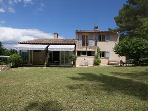 Tranquil Villa Escape in Mougins - Image 3