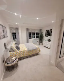 Lux 2 Bed Flat In The Heart Of Rochester - Image 5