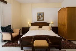 Papastavrou Apartments - Image 3