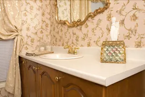 Silver Service Inn - Image 4