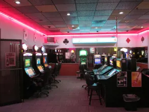 Vegas Hotel - Image 2