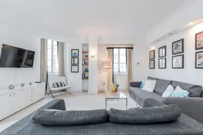 Outstanding Trafalgar Penthouse sleeps 8 - Image 5