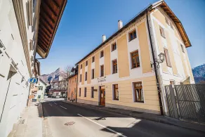 Apartments Rombon Klavdij with Free Onsite Parking - Image 5